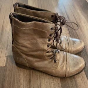 Distressed Brown Leather Steve Madden Lace Up Boots